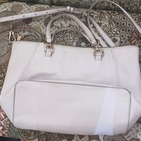 COACH white leather purse - Picture 2 of 3
